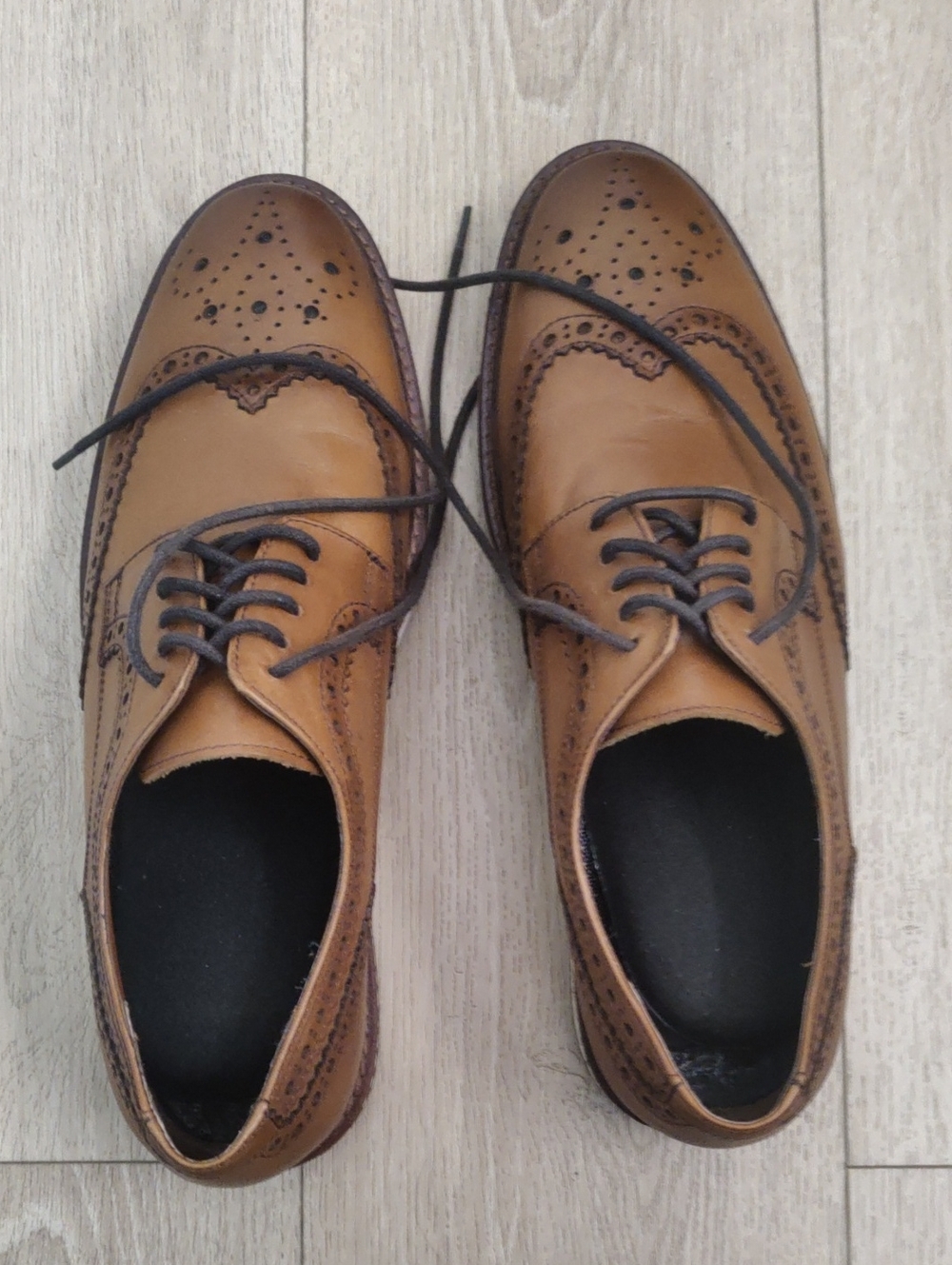 Vince Camuto Brogues, almost new condition